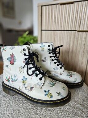 Dr. Martens Limited Edition Pascal Tattoo Boots - Men's Size 7 Or Women's 8.5